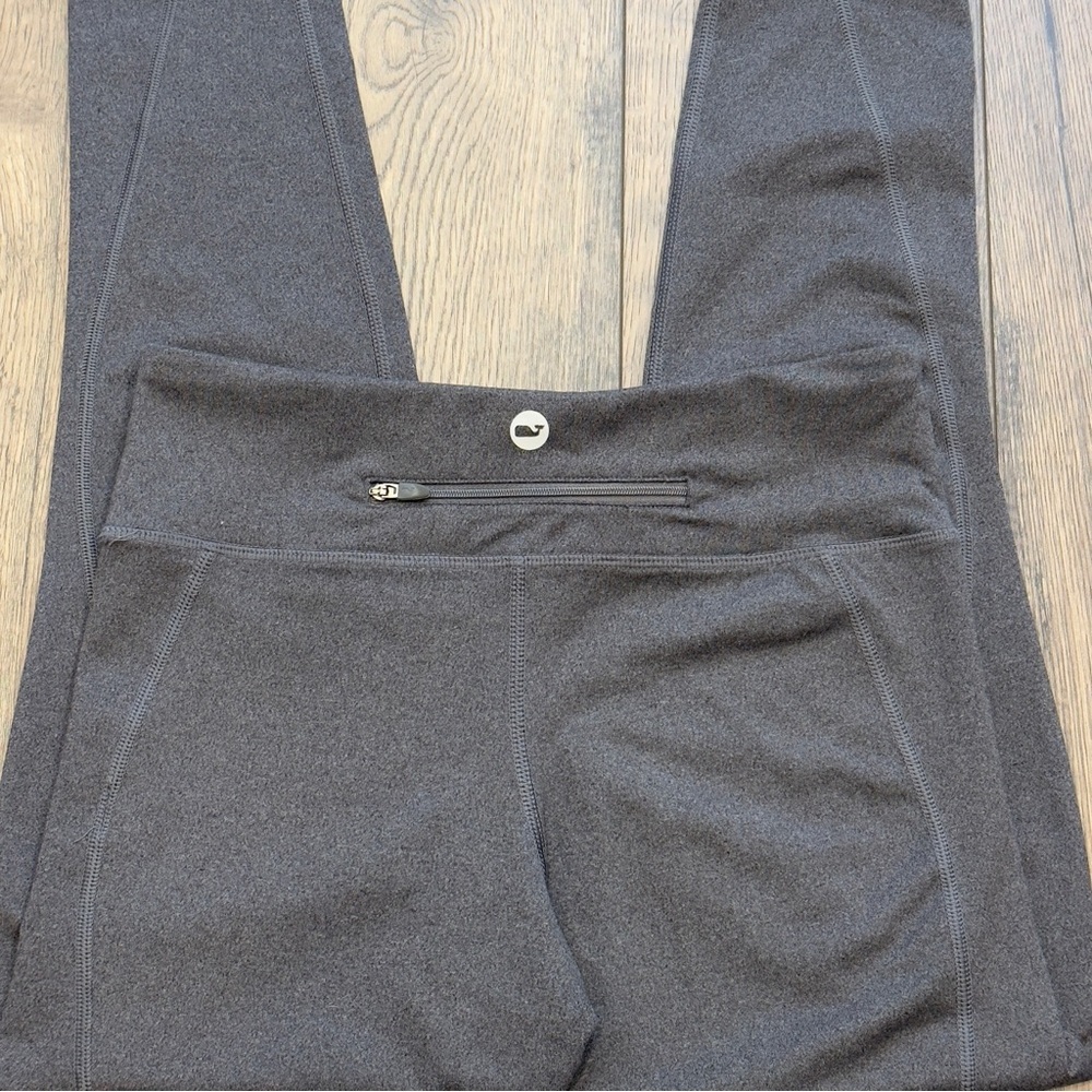 Vineyard Vines Women’s Solid Heather Performance … - image 1